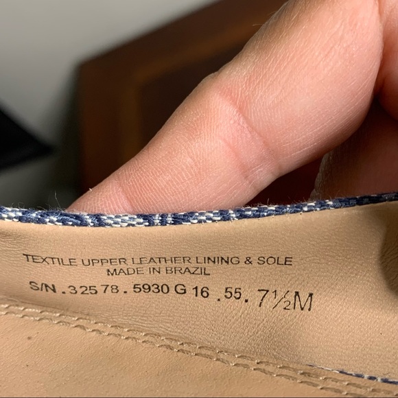 Tory Burch Link Print Textile Buckle Flats - Picture 12 of 12